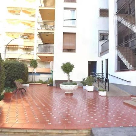 Apartamento Playa De Levante Y Port Aventura 살루 외부 사진