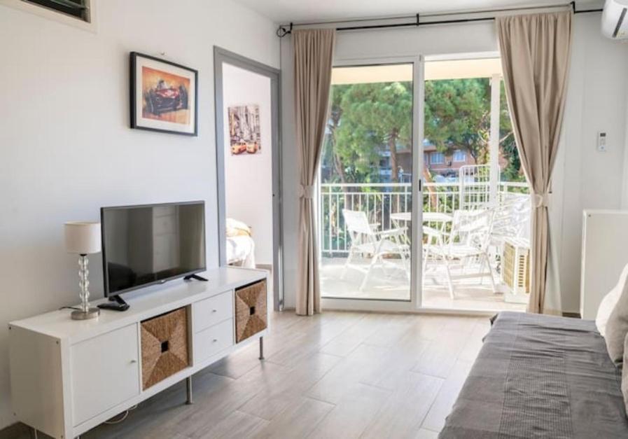 Apartamento Playa De Levante Y Port Aventura 살루 외부 사진